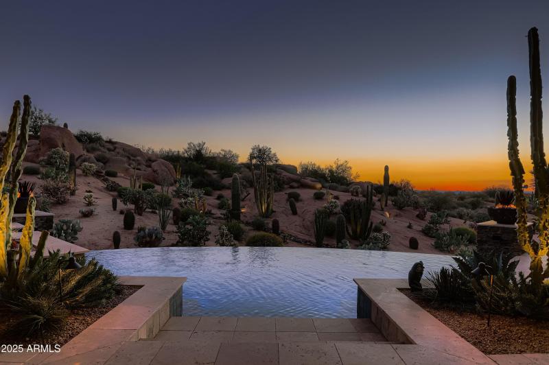 29694 N 105th Way - MLS Sized - 018 - 21