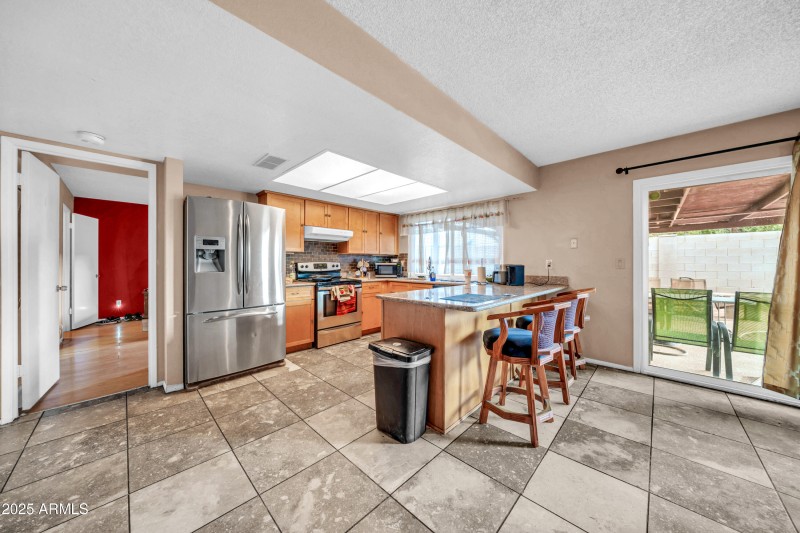 4207 N 79th Ln-14