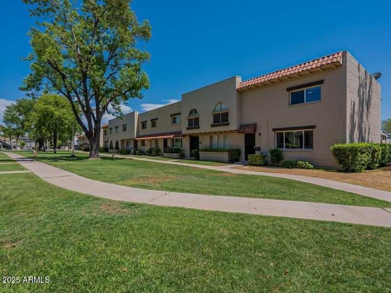 028_Community Grounds Area