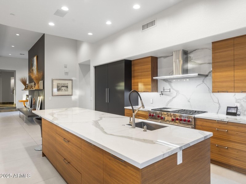 041_Kitchen