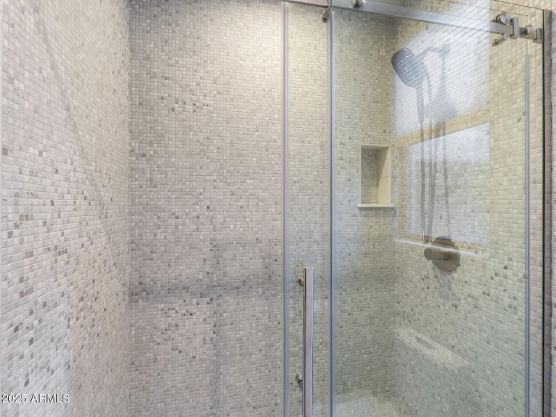 060_Bathroom