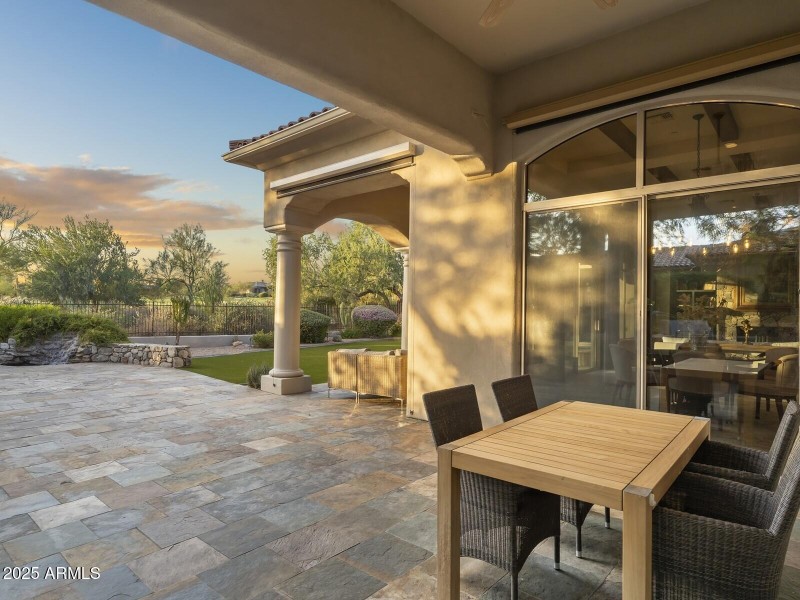 065_Patio