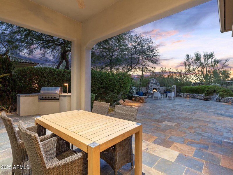 080_Patio