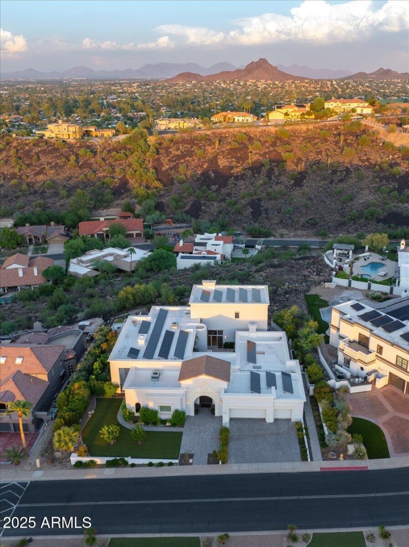 05-Front Exterior ~ Mountan Views