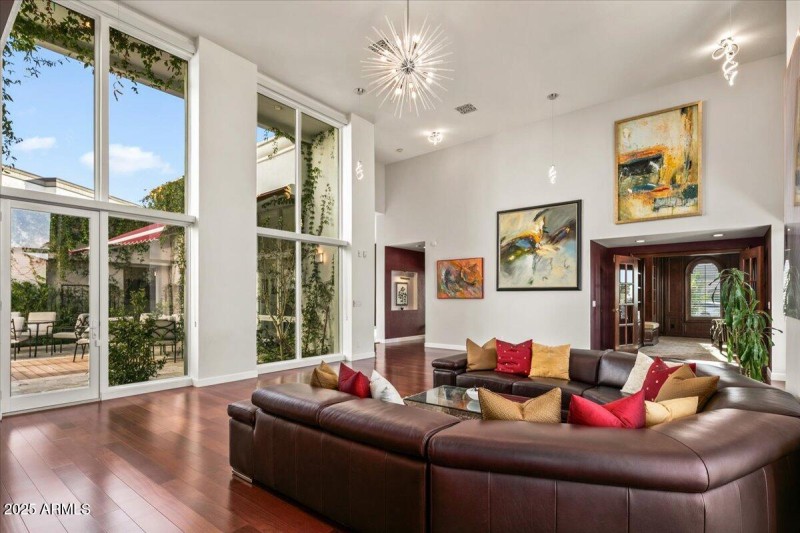 16-Living Room To Court Yard