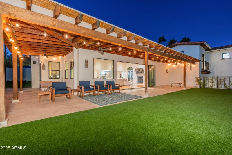 McDonald - Twilight-32-2