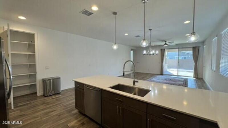 E063E7DA-DB3D-4468-84D0-3A052898D418_4_5