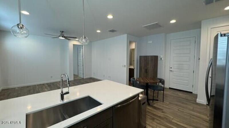 3BAC1228-DAC6-43BF-B38B-93A31FCFA788_4_5