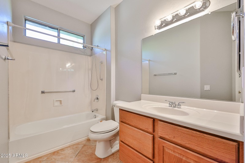 Full Guest Bathroom