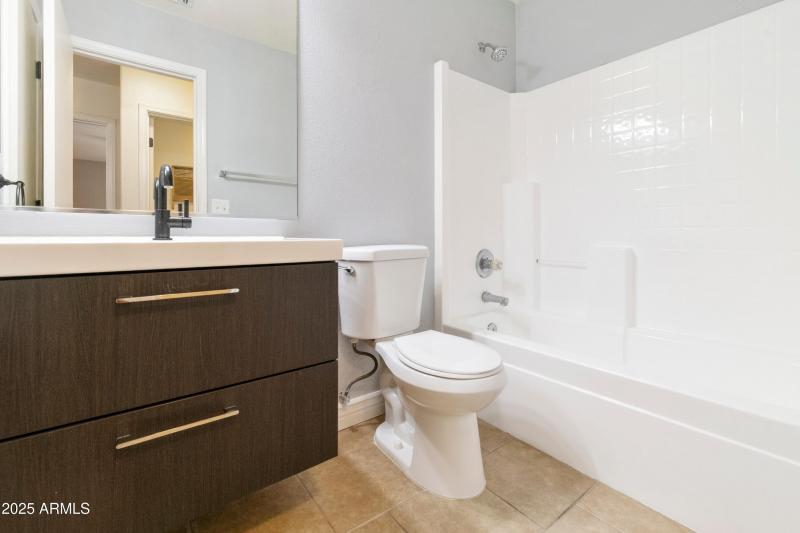 2258 E-026-025-DLB 6309-MLS_Size