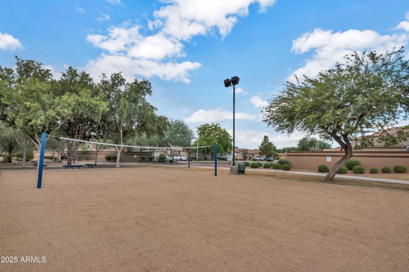 2258 E-036-006-DLB 0775-MLS_Size