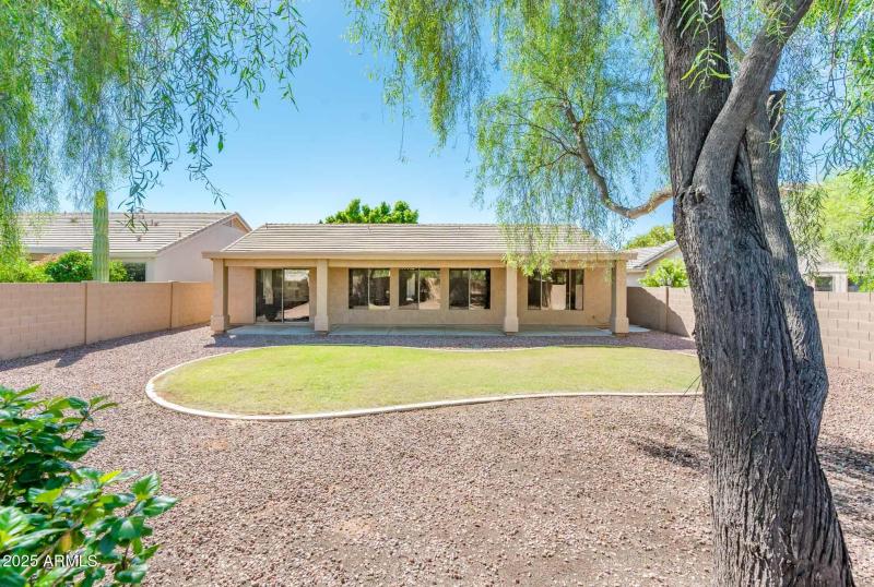 5106 E Wallace Ave - MLS-40