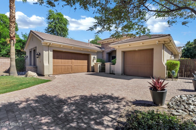 4303 S Oregon Ct-3