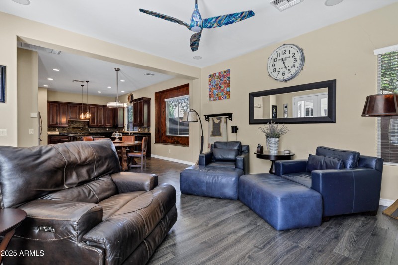 4303 S Oregon Ct-13