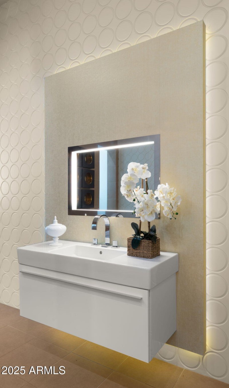 68-web-or-mls-Primary Bedroom7