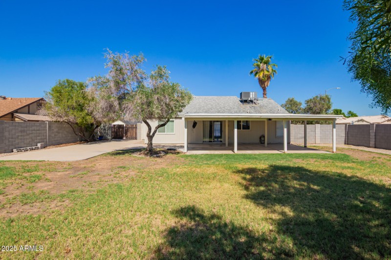 8503 W BLOOMFIELD RD