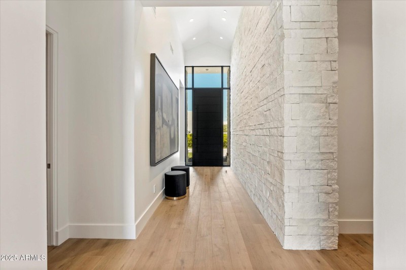 Entry way