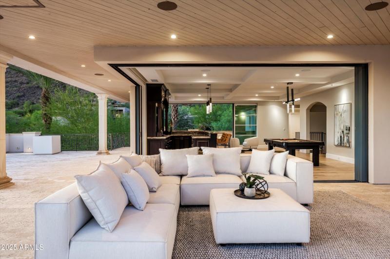 Indoor/Outdoor Living Space