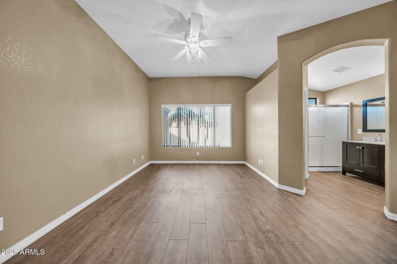 2138 W Carol Ann Way-16