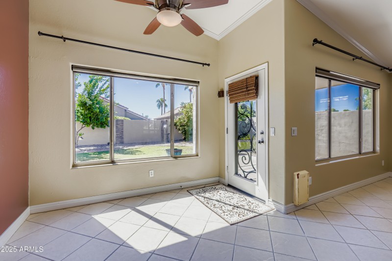 Breakfast Room