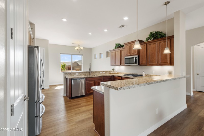 Breakfast Bar for easy entertaining