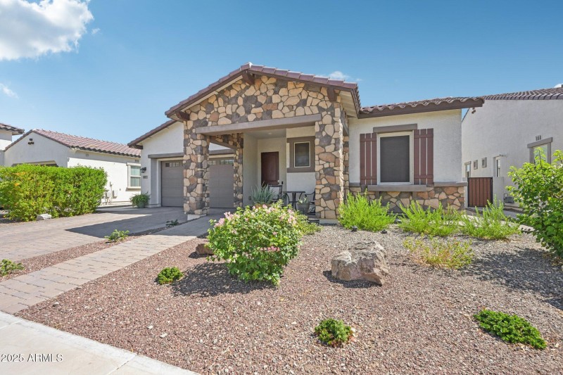 3-web-or-mls-N 205th Gln-S0110-003