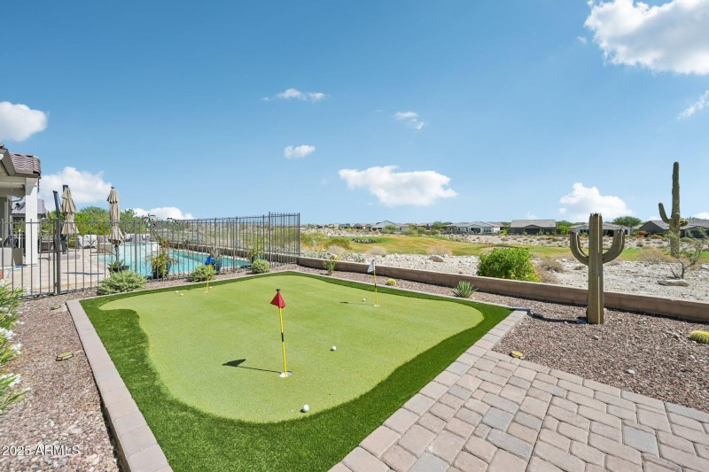 41-web-or-mls-N 205th Gln-S0110-041