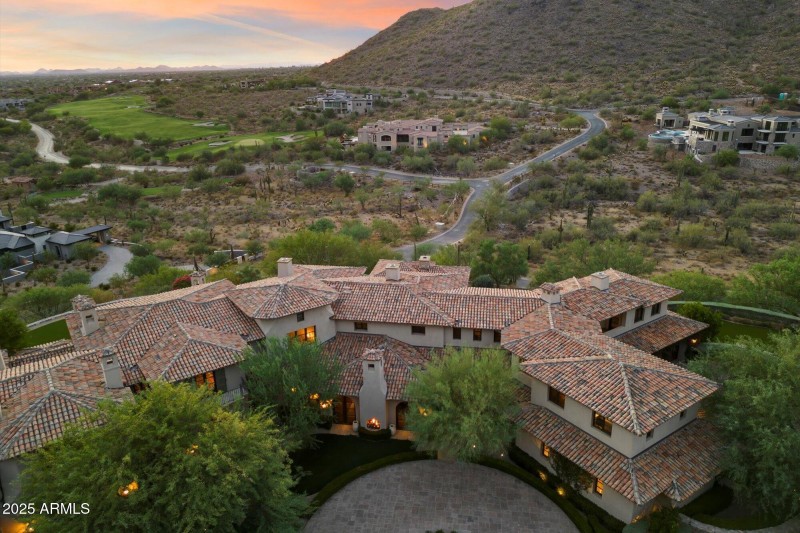 Legacy Residence