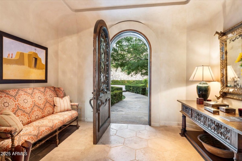 027-Foyer