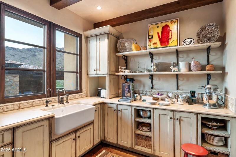 045-Prep Kitchen