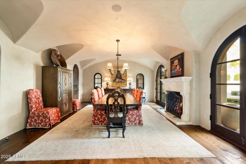 054-Dining Room