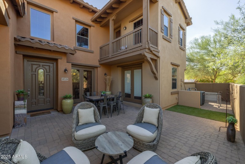 1)FRONT OF HOME