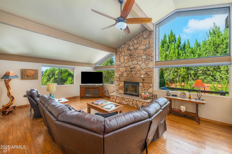 150 Fawn Drive-9