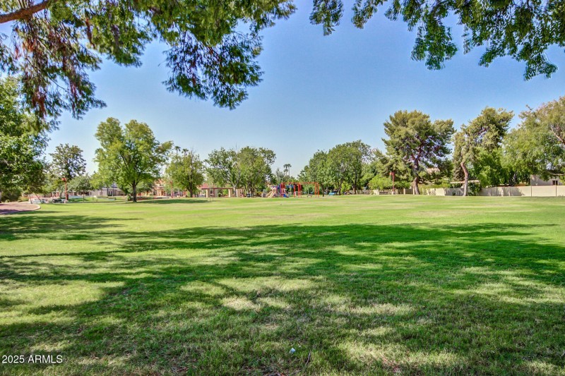 Laguna Park I