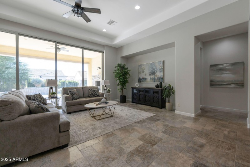 4-web-or-mls-Qp-5196