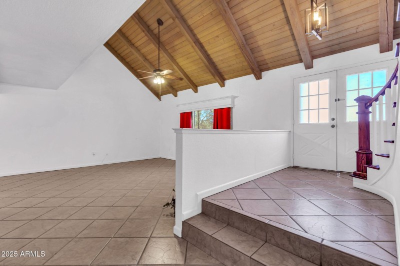 3017 E Gable Ave-5