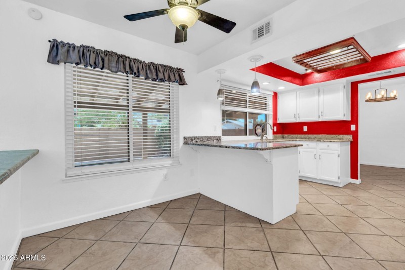 3017 E Gable Ave-16