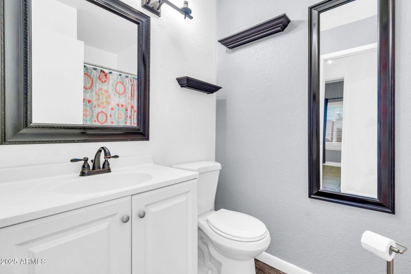 3017 E Gable Ave-38