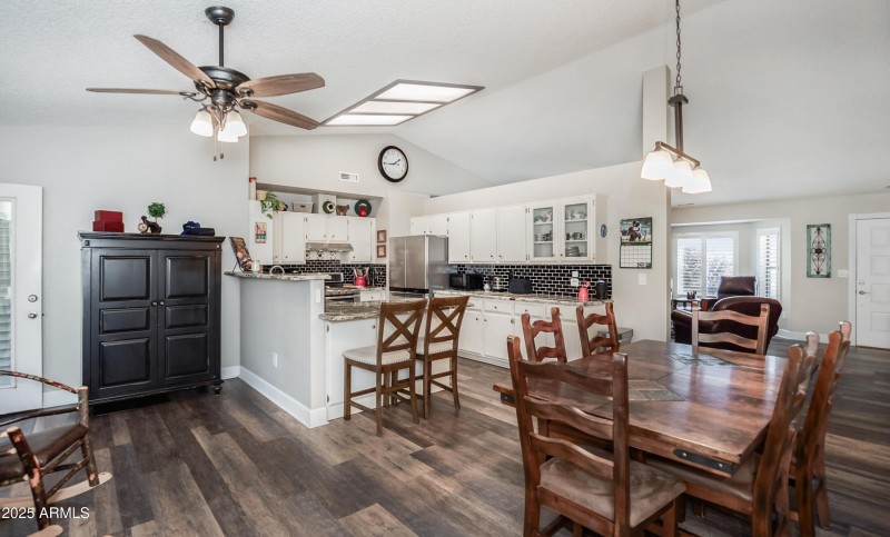 Kitchen-Dining Area