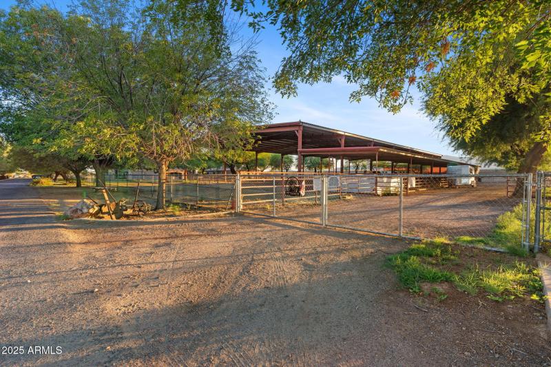 60-web-or-mls-8822-n-172nd-dr