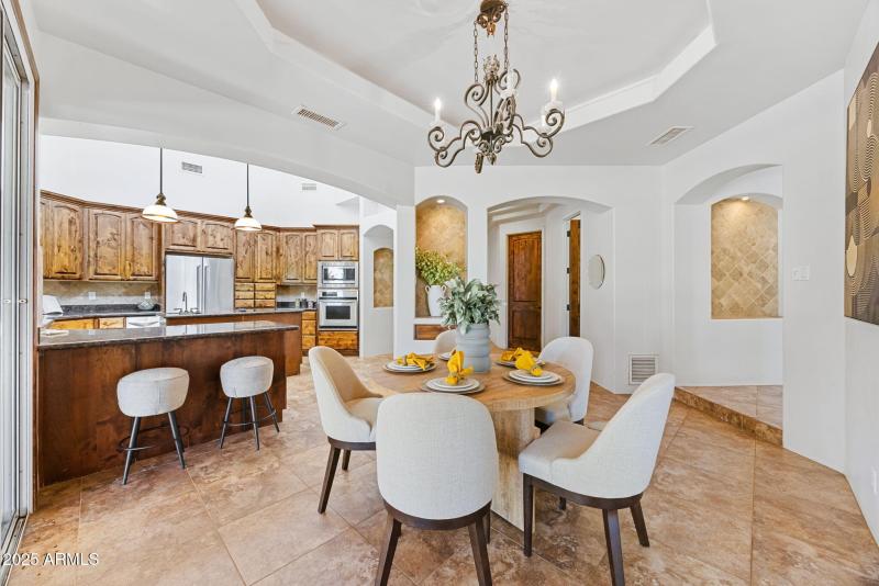 12-web-or-mls-8822-n-172nd-dr