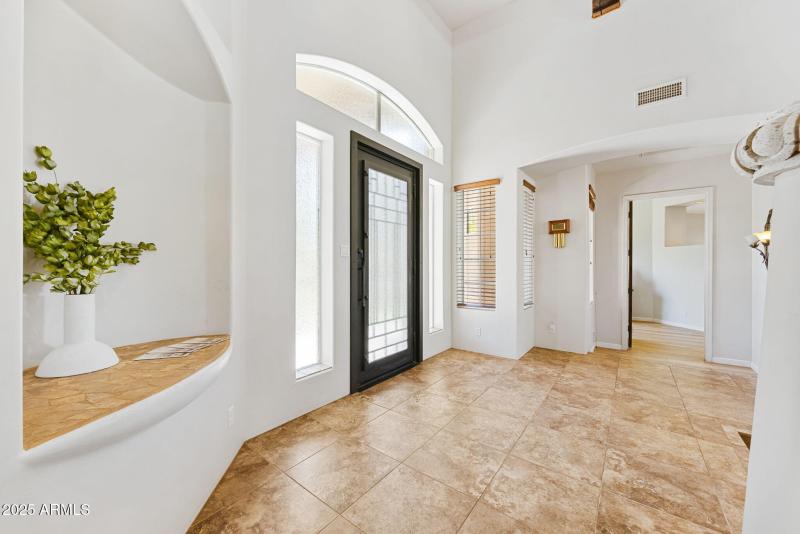 4-web-or-mls-8822-n-172nd-dr