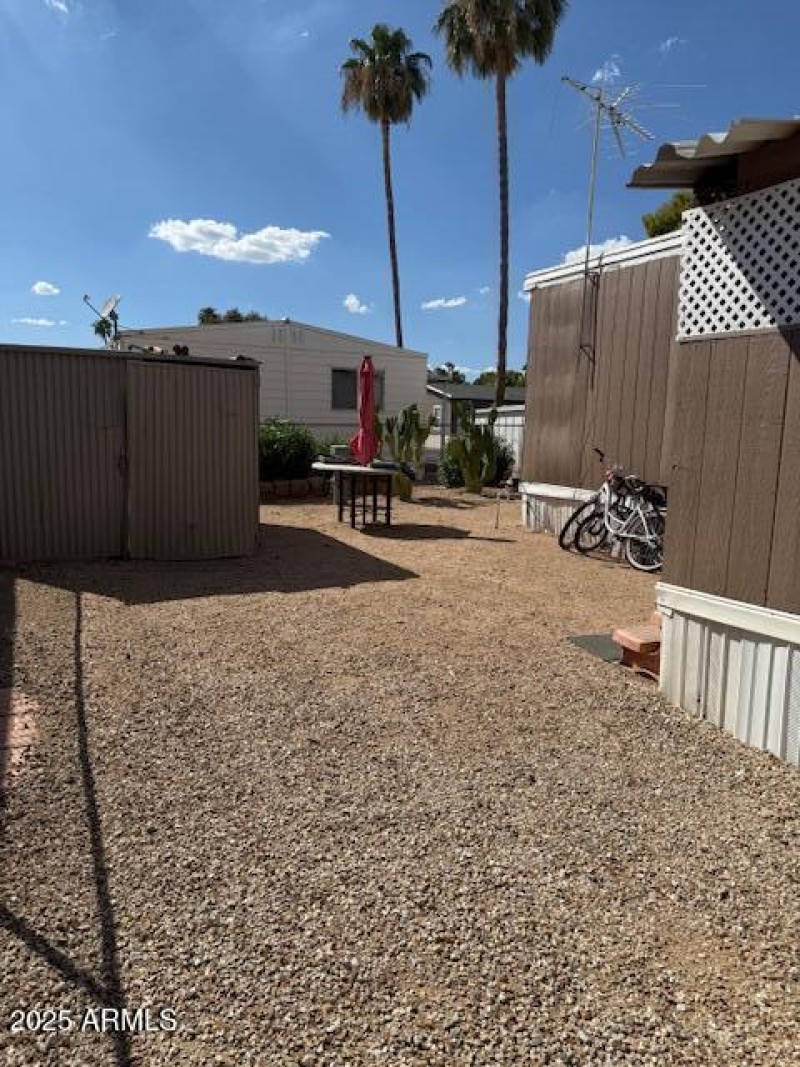 yard 2