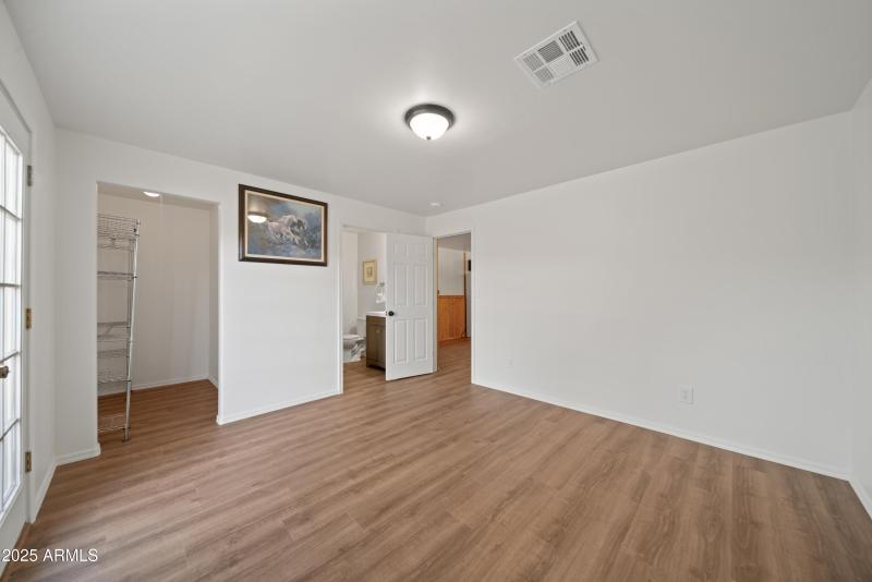 22810 W Roadrunner Ln 00025