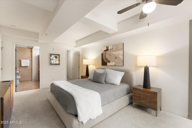 26-026-primary-bedroom