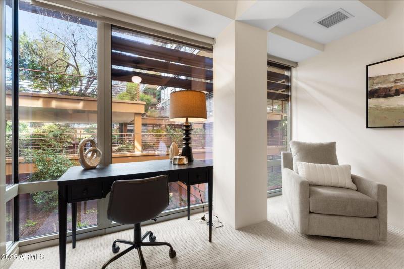 27-027-primary-bedroom