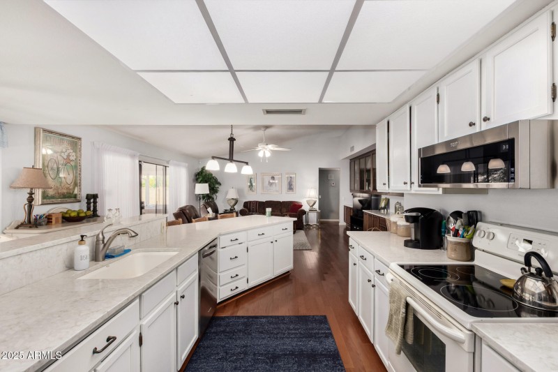 Kitchen to dining room