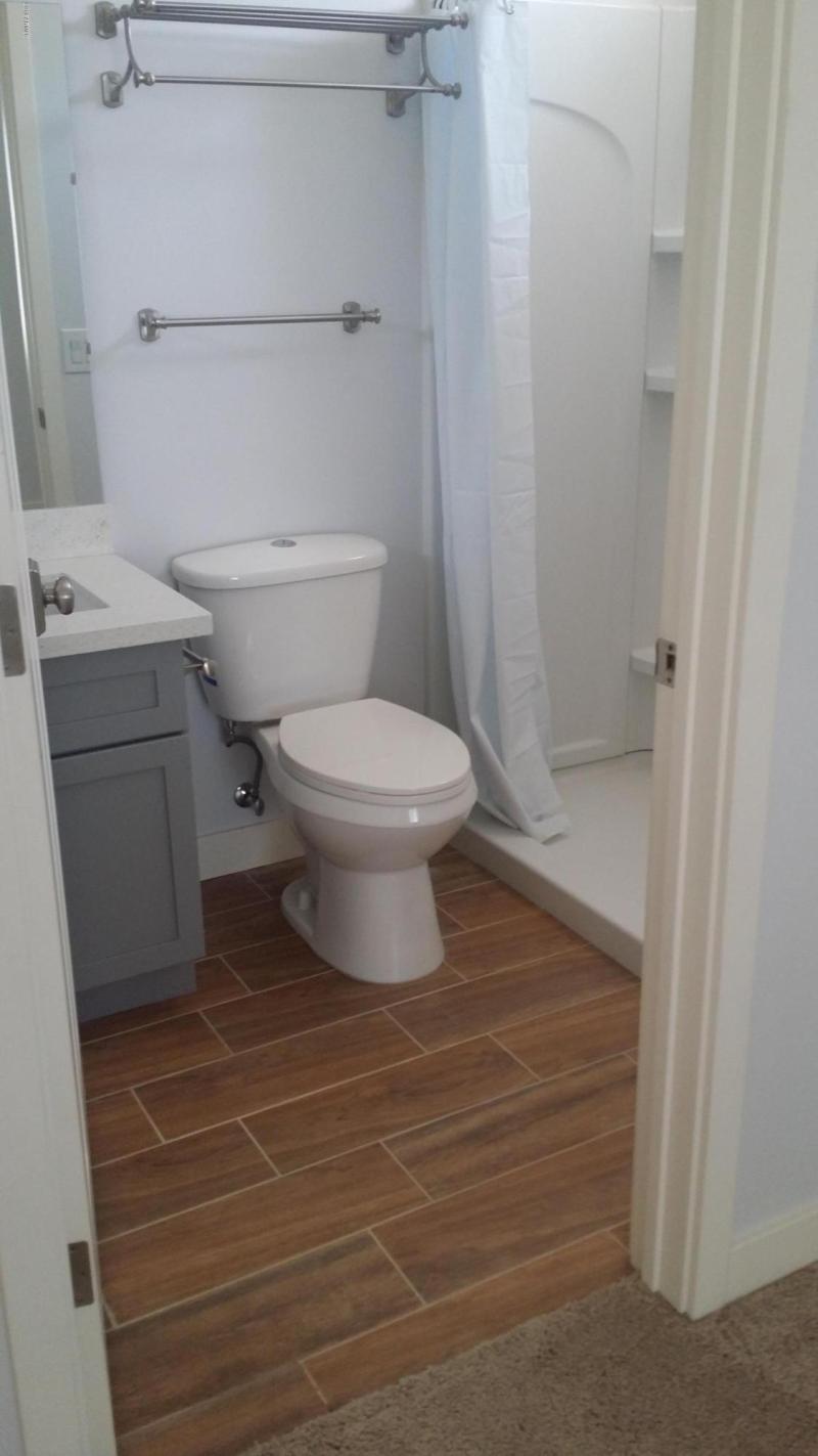 Upstairs Master Bath