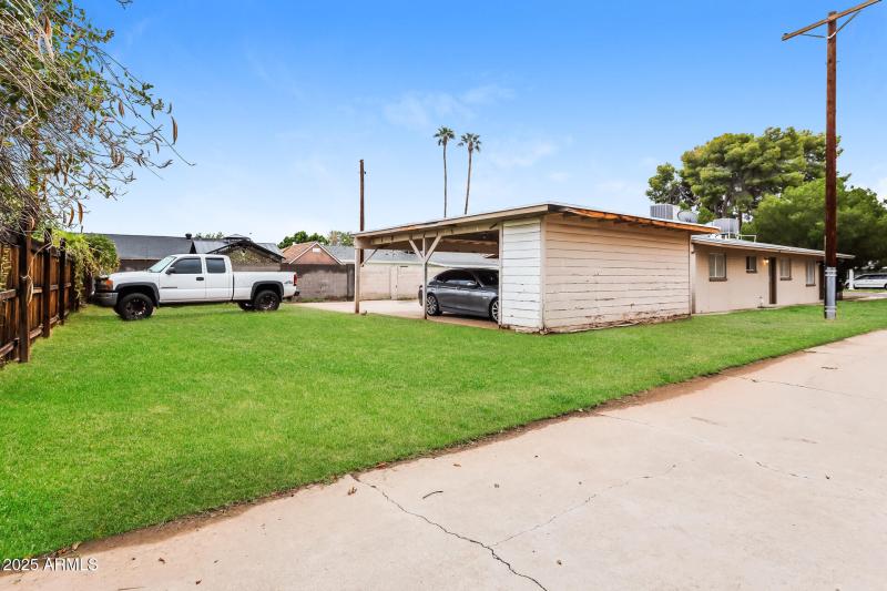 16-photo-Rear-View-4ff559fb-4d4f-43ad-b2