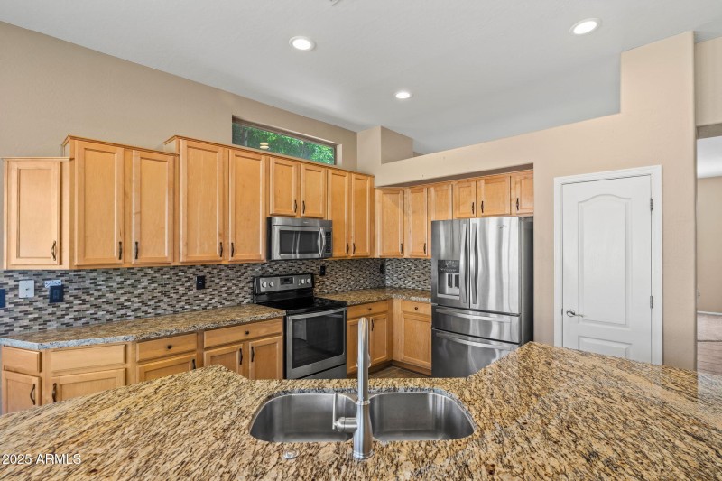 37-web-or-mls-6062 W Kristal Way--37